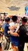 小伙去香港看热刺，因酷似孙兴慜被球迷围着拍照🤣