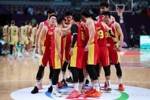 🏀亚洲杯-中国男篮决赛1分憾负澳大利亚 亚军创十年来最好成绩