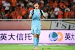 沪媒：海港新春佳节捍卫主场荣誉，颜骏凌把惨案扑成平局